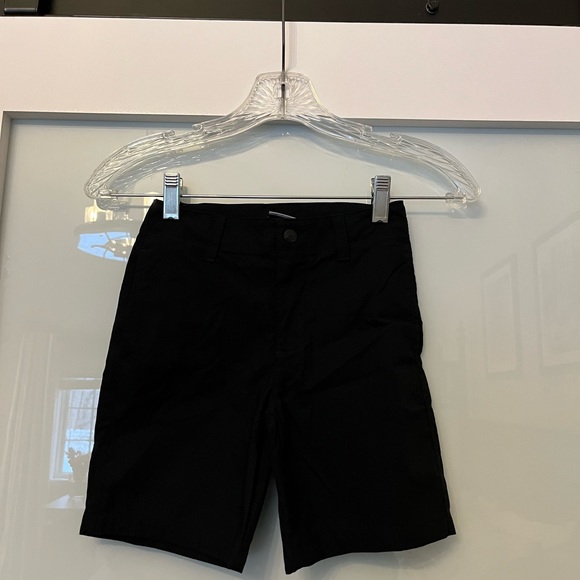 Under Armour Black Performance Shorts, Size 5 - Picture 1 of 5